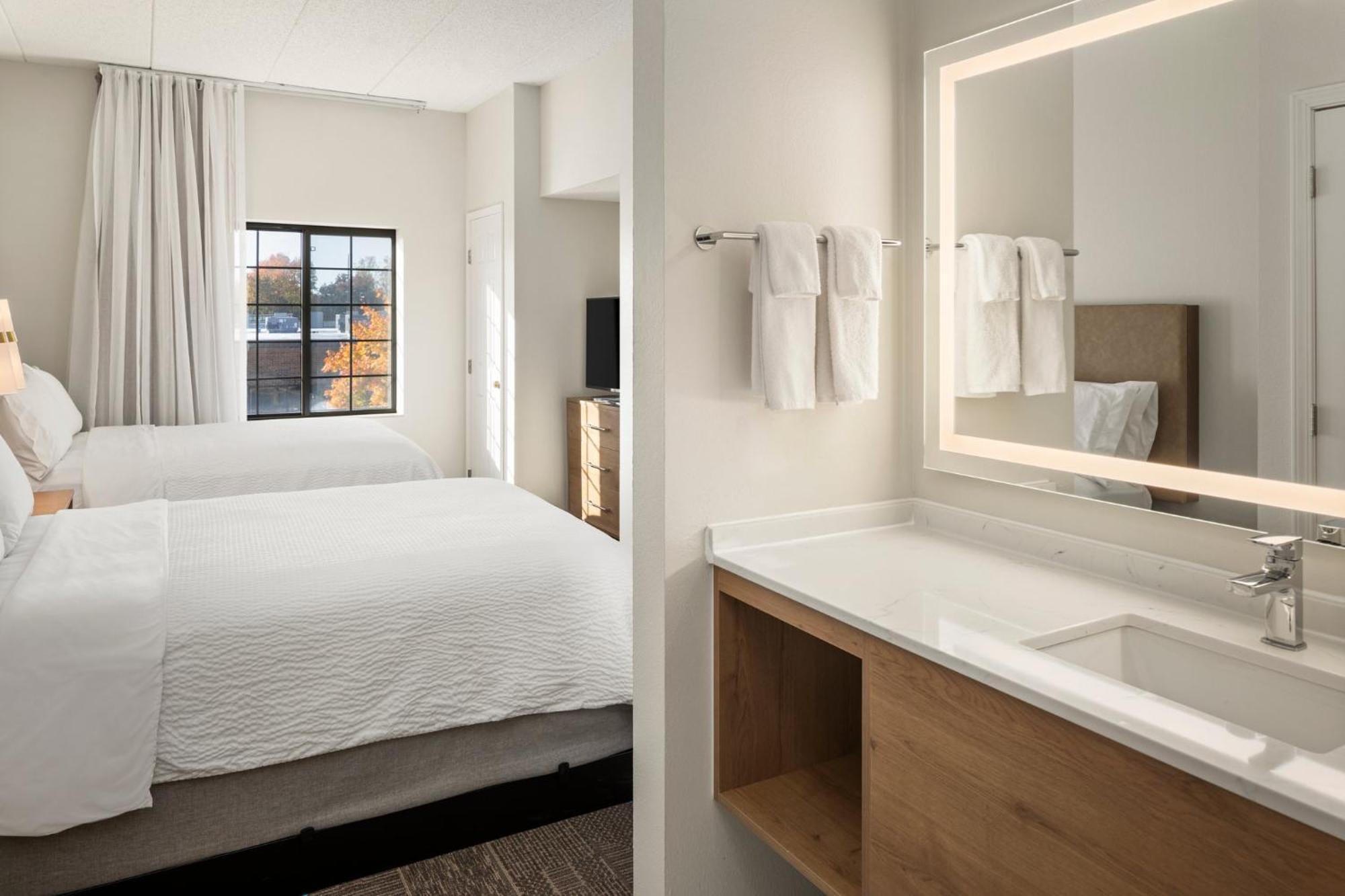Staybridge Suites Minneapolis-Maple Grove By Ihg Экстерьер фото