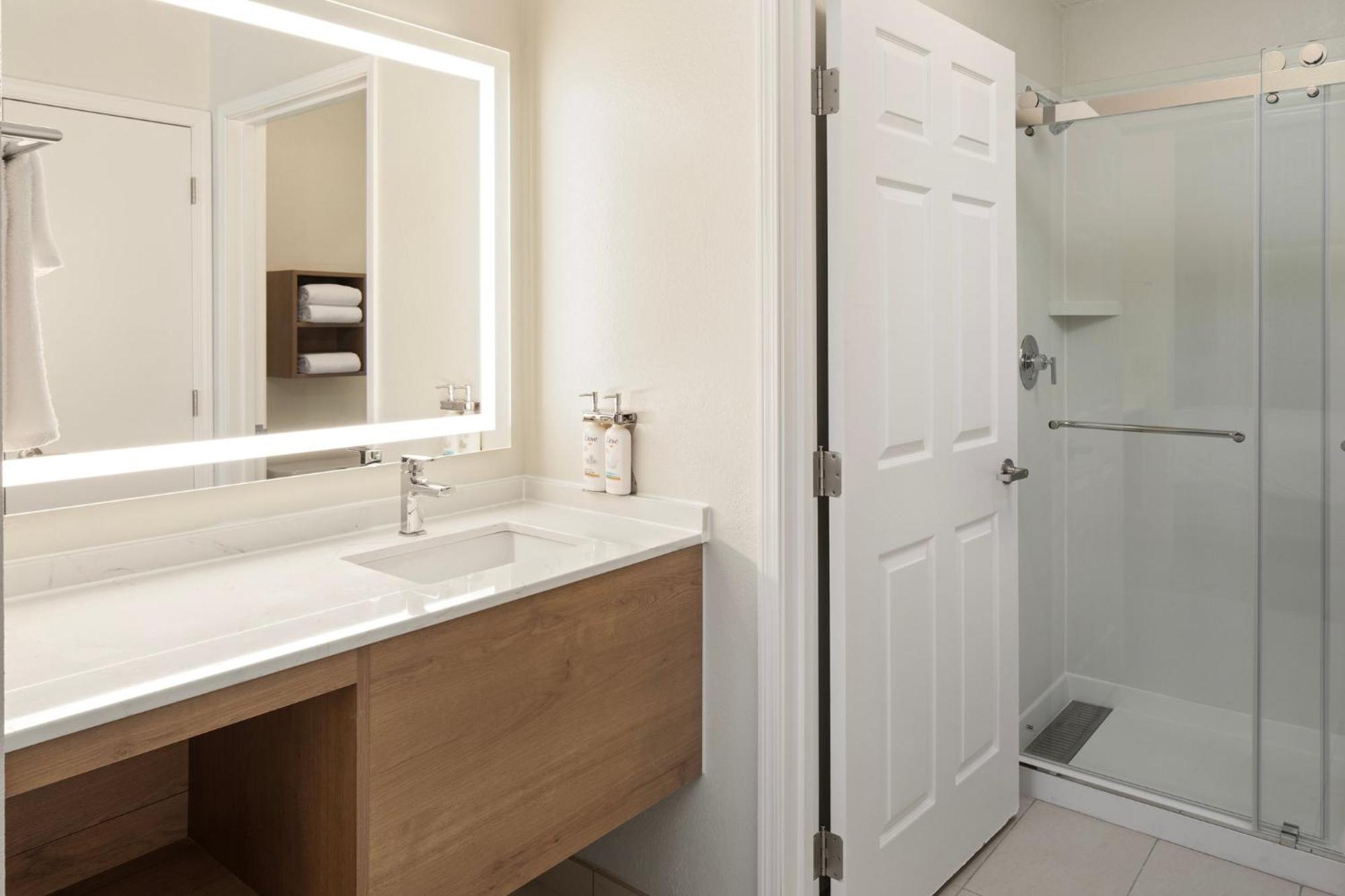 Staybridge Suites Minneapolis-Maple Grove By Ihg Экстерьер фото