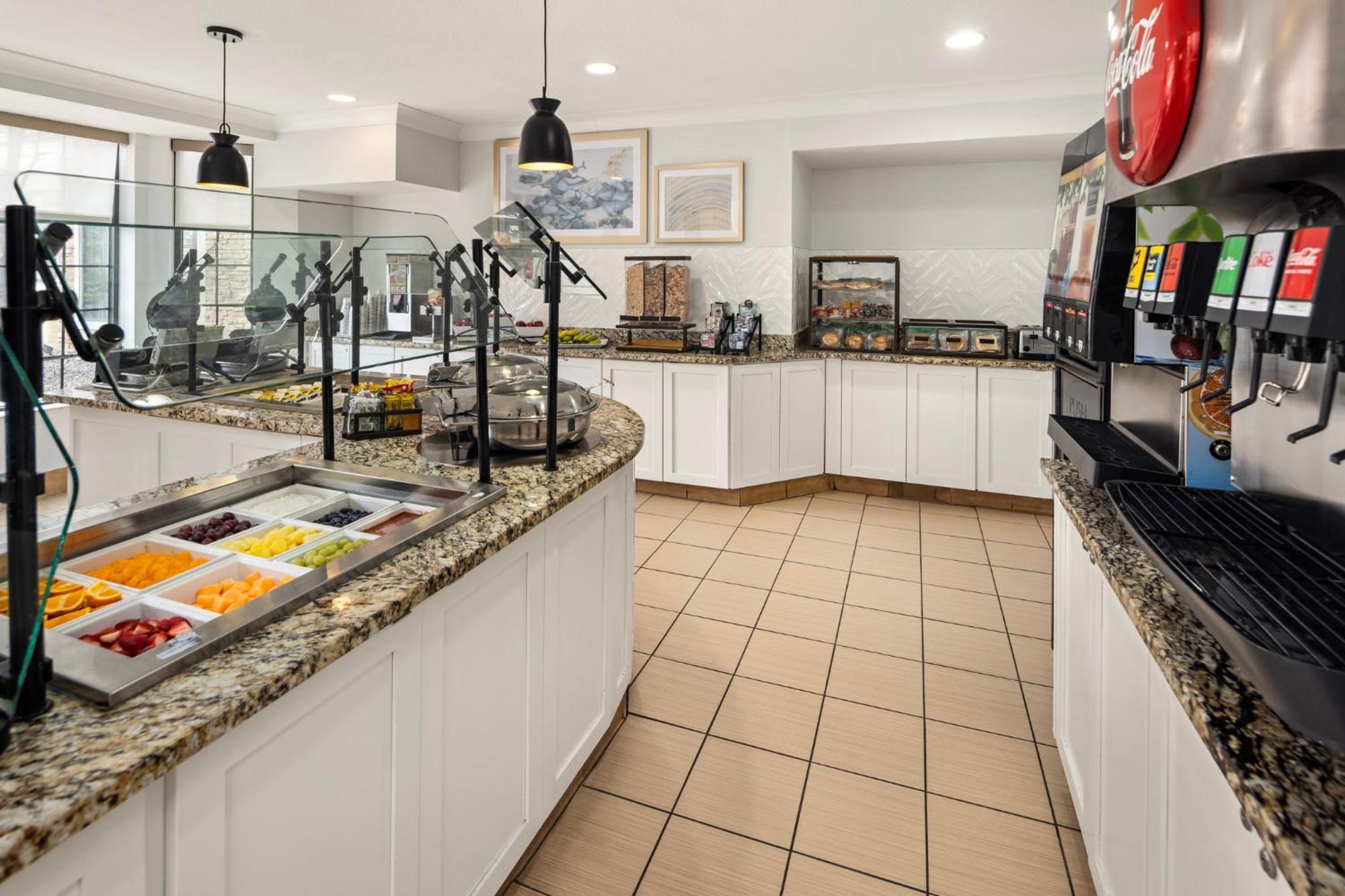 Staybridge Suites Minneapolis-Maple Grove By Ihg Экстерьер фото