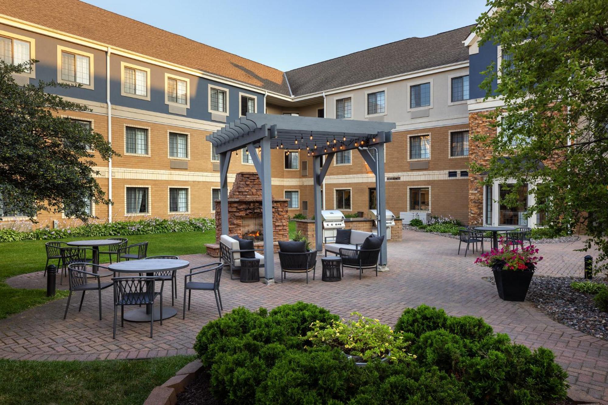Staybridge Suites Minneapolis-Maple Grove By Ihg Экстерьер фото